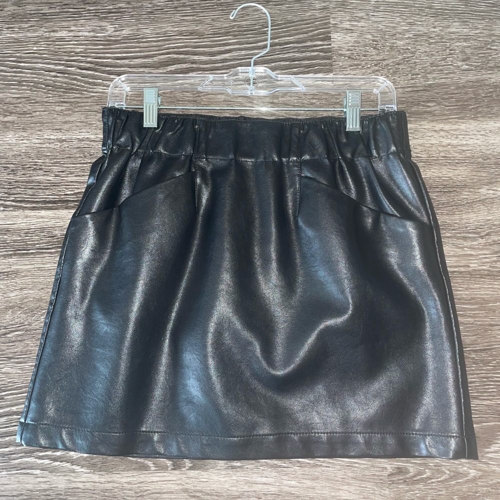 Pleather mini skirt